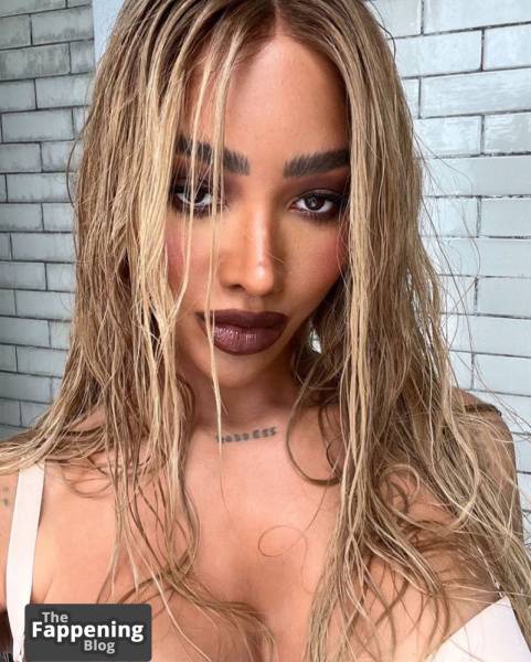 Munroe Bergdorf Nude & Sexy Collection (31 Photos) on fansphoto.pics