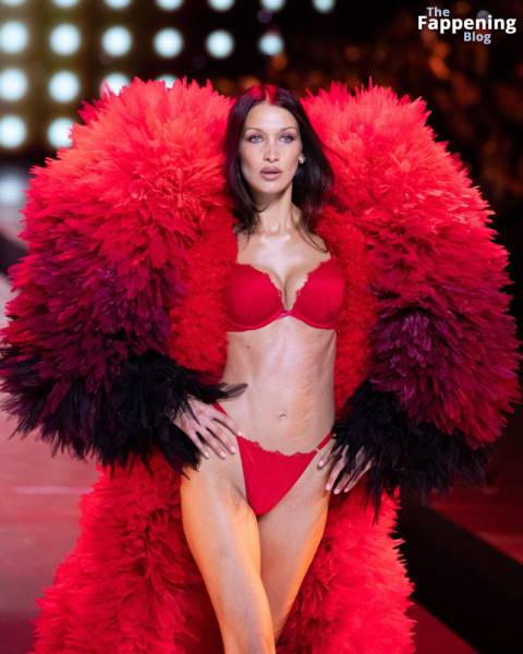 Bella Hadid Looks Stunning in Red at the 2024 Victoria’s Secret Show (63 Photos) on fansphoto.pics