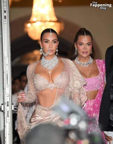 Kim Kardashian & Khloe Kardashian Look Sexy at Anant Ambani’s Wedding (22 Photos) on fansphoto.pics