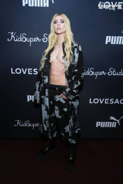 Taylor Momsen Goes Braless at the KidSuper’s Funny Business Comedy Fashion Show (25 Photos) - New York on fansphoto.pics